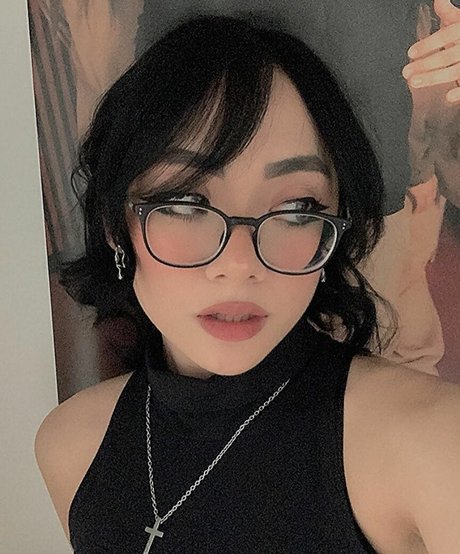 honeebelle model free images