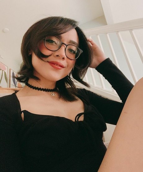 honeebelle sex model archive