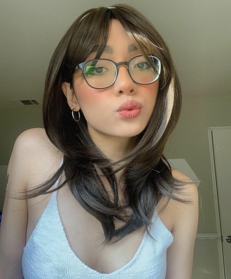 honeebelle model images