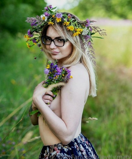 lovelymary666 star sexy images