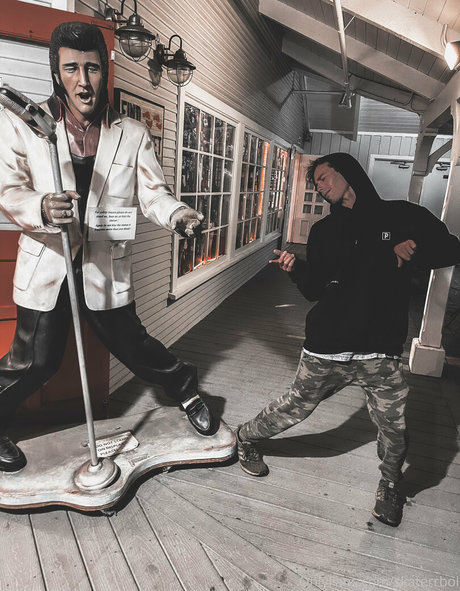 skaterrboi star xxx images