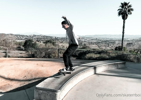 skaterrboi erotic actress images