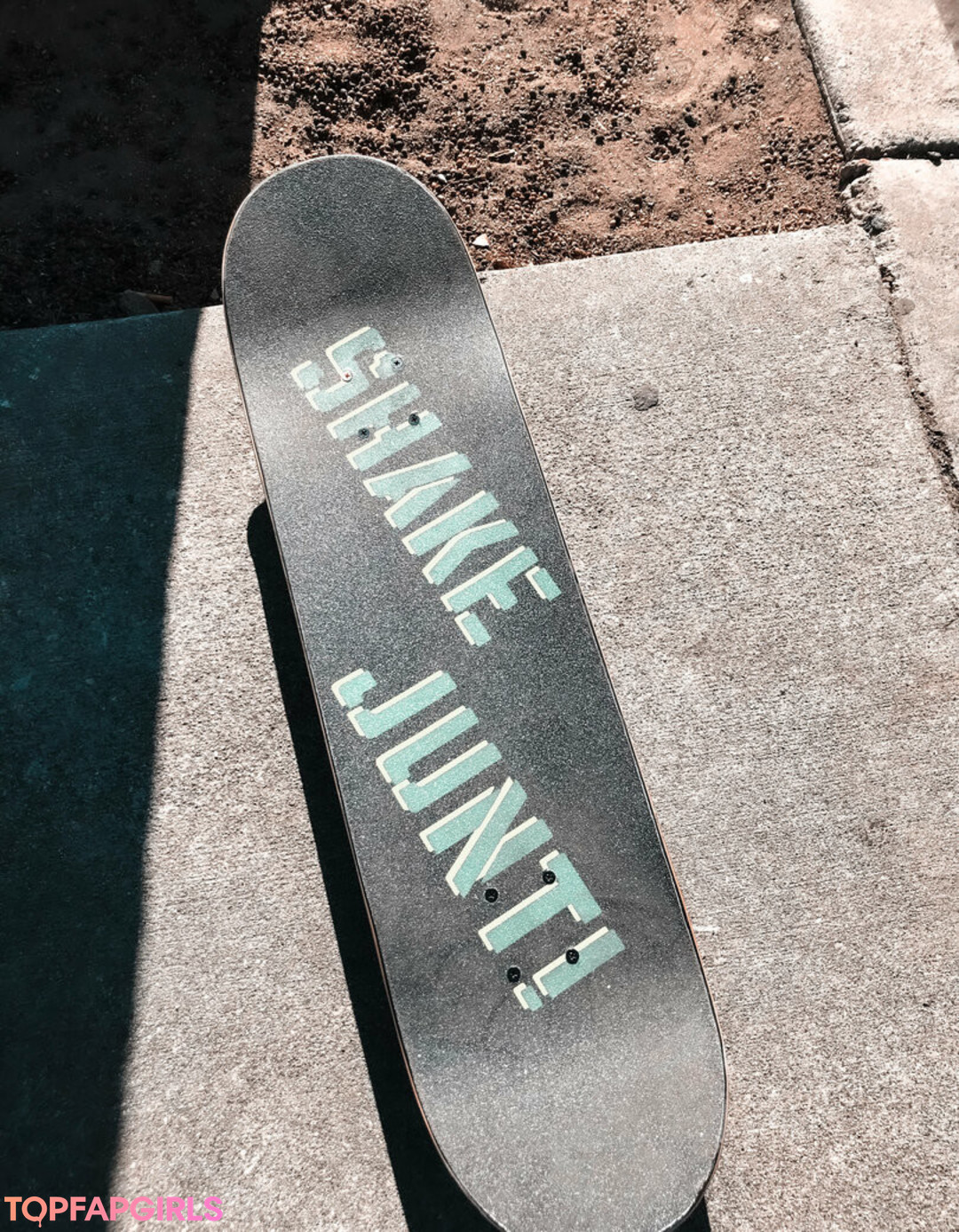 skaterrboi model hot photo