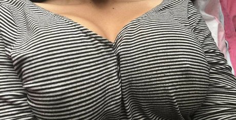 gloryhole wife onlyfans hot images