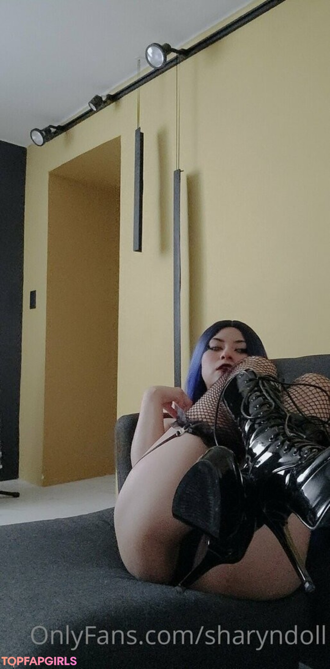 Sharyndoll xxx pornstar archive