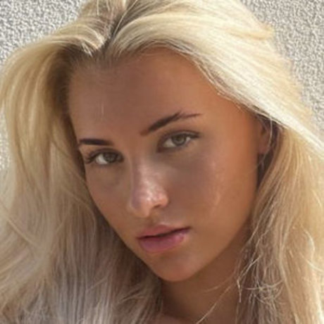 Amber Woods pornstar erotic pic