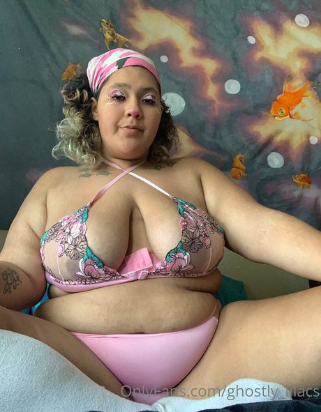 ghostly lilacs profile image