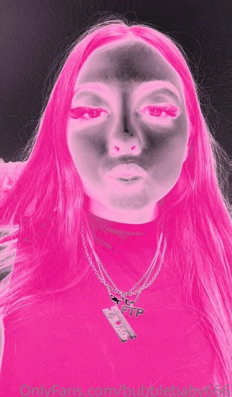 bubblebaby666 nude model photo