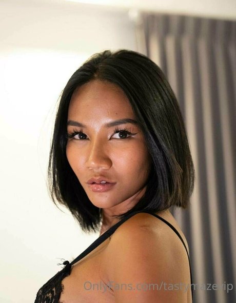 tastymazevip star adult pictures