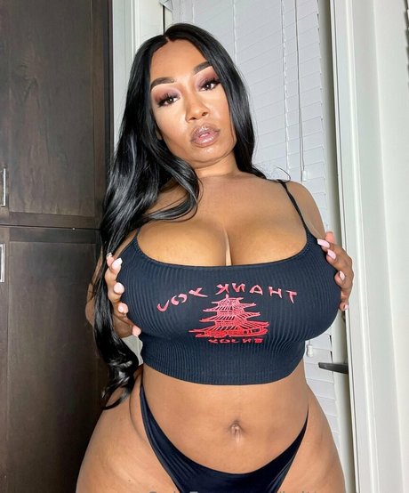 brittneytonee pornstar beautiful photos