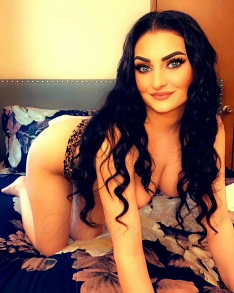 pierced onlyfans hot naked images