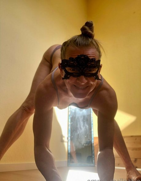 emma malleable top model picture