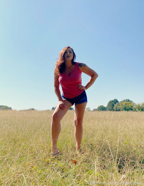 coyandcocky model photo