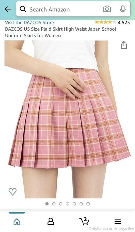 megariley sexy actress pic