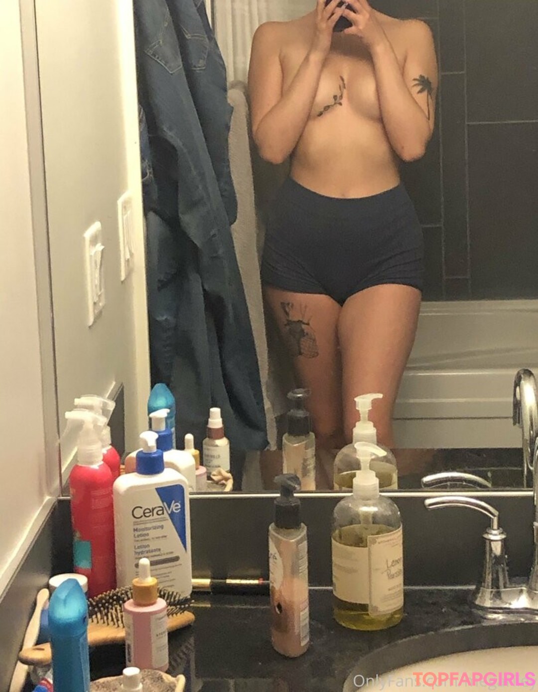nude onlyfans pretty pic