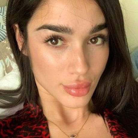 Itsivyblue free model img