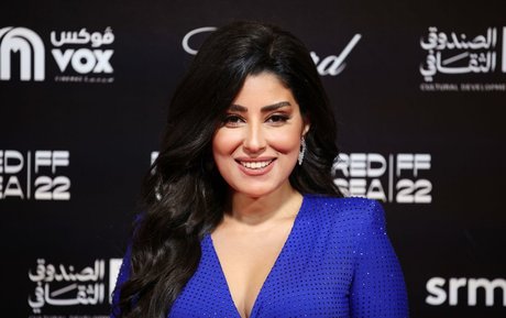 Ayten Amer naked model picture