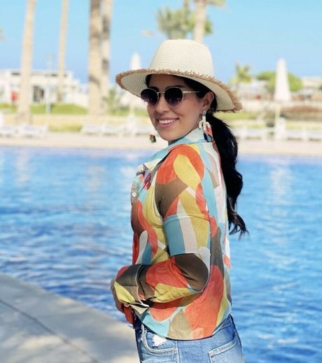 Ayten Amer star best pics