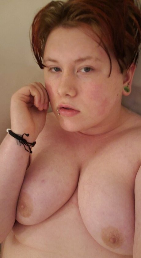 ftmincubus sex model picture