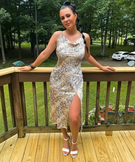 milf strip onlyfans nudes galleries