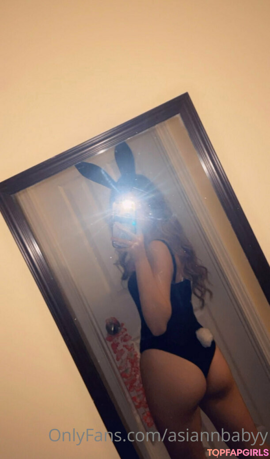 asiannbabyy model naked photo