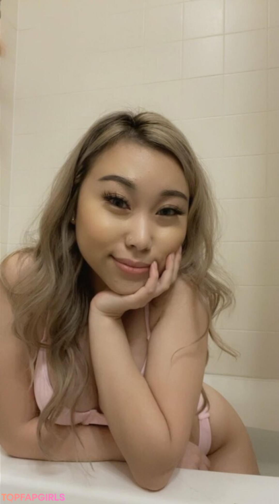 asiannbabyy model nudes pics