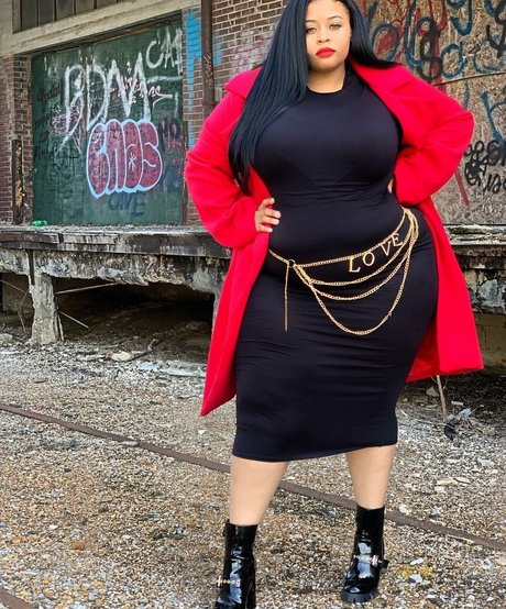 big tits skinny onlyfans nudes images