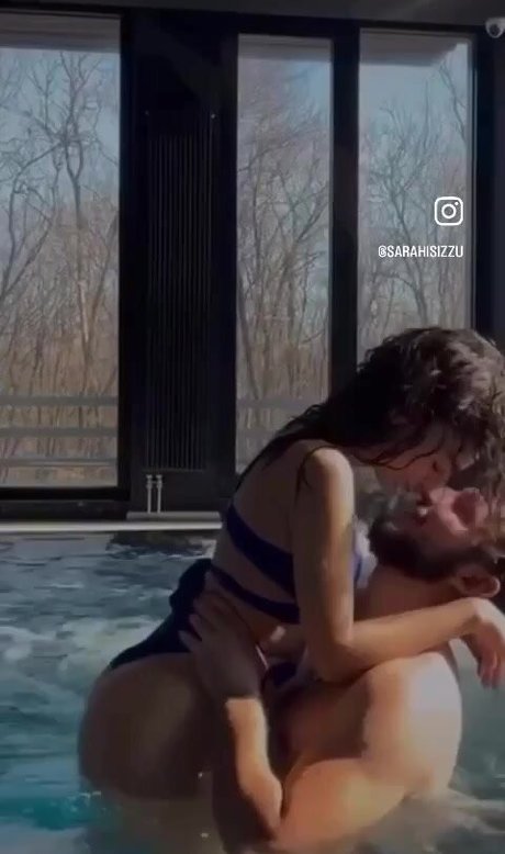 ImSarahisizzu model erotic photo