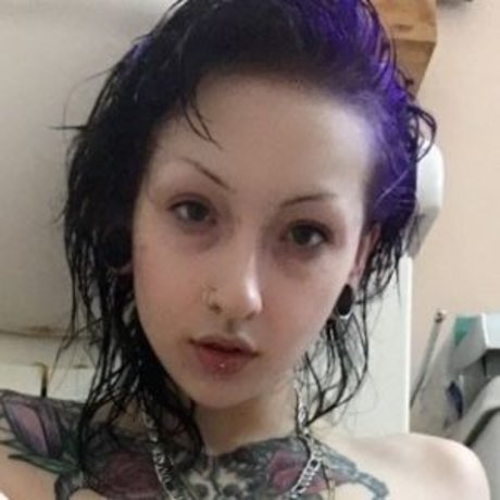 xxgothdollyxx naked pornstar photo