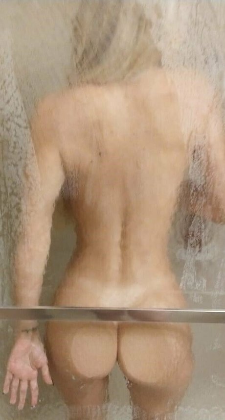 yamilove hot actress photos