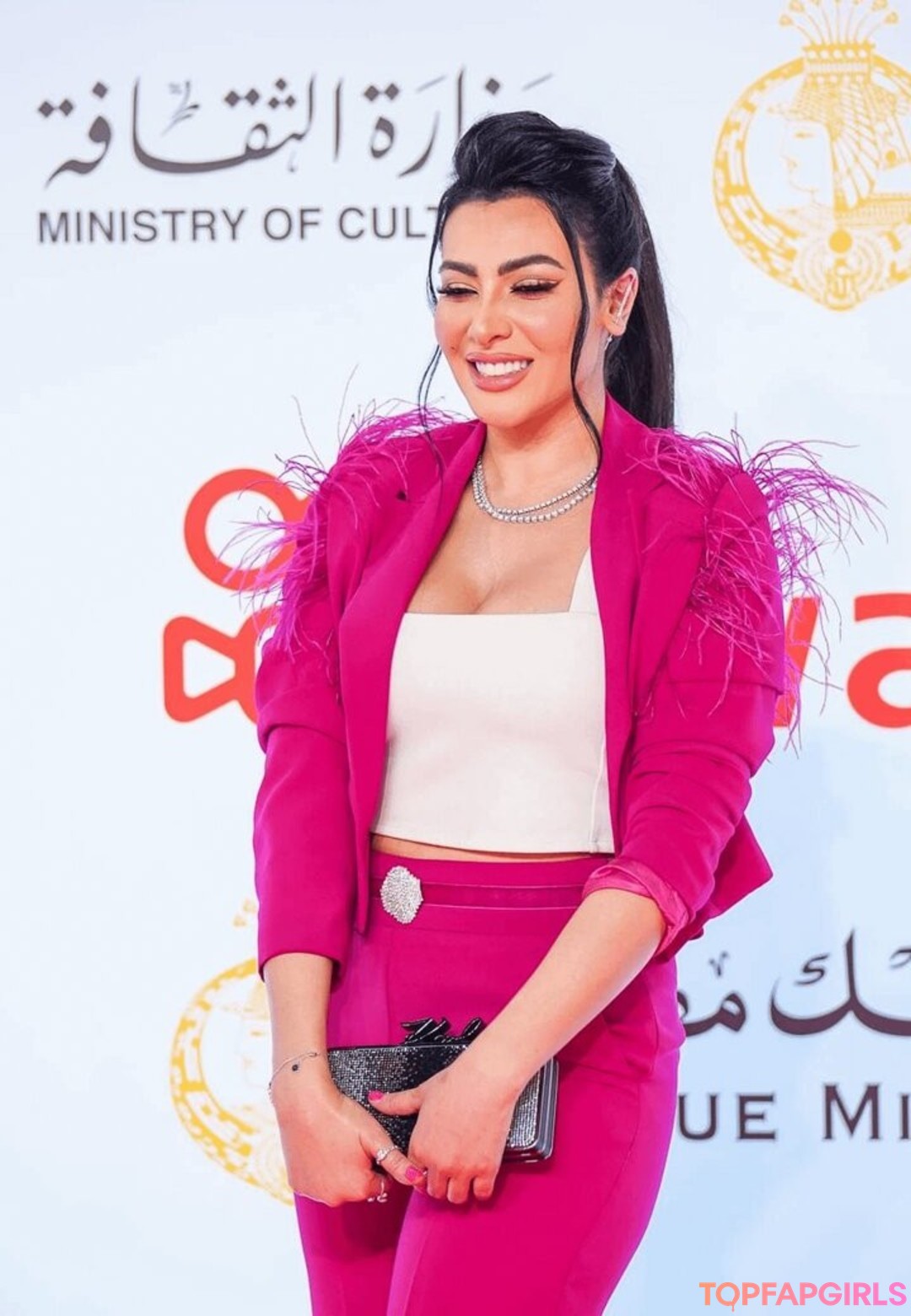 Mirhan Hussein pretty model pics