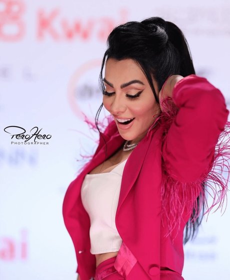 Mirhan Hussein model porn images