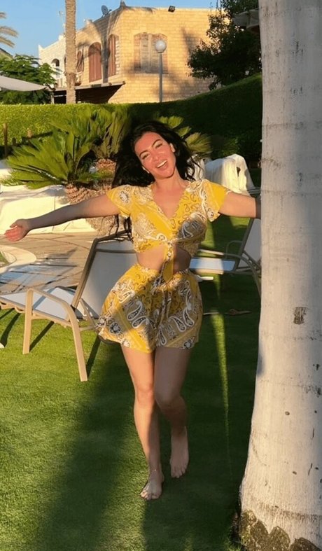 Mirhan Hussein model perfect pictures