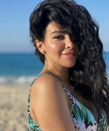 Mirhan Hussein pornstar nude images