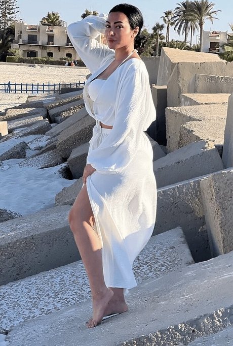 Mirhan Hussein sexy actress photo