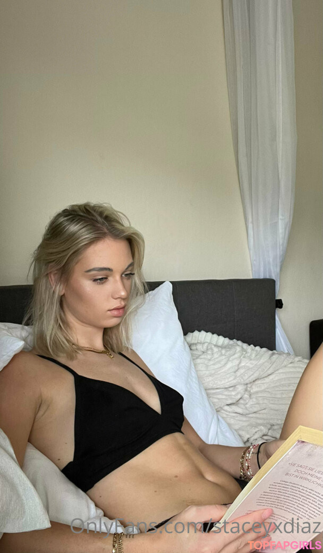 beautiful ladyboy onlyfans free nude pics