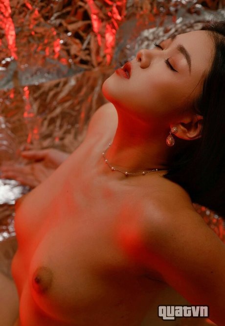 Hilovenano model xxx gallery