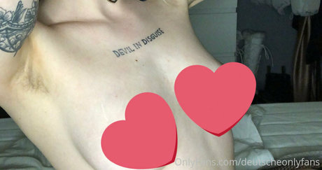 lesbian milf onlyfans hot naked pic