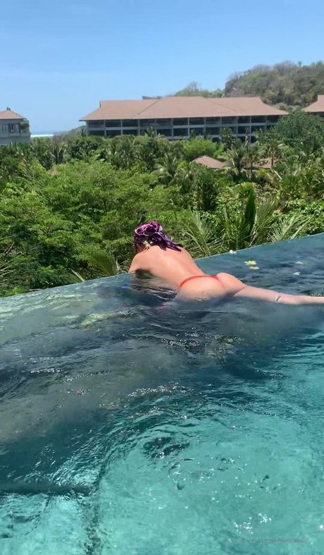 Rharrirhound model xxx pics