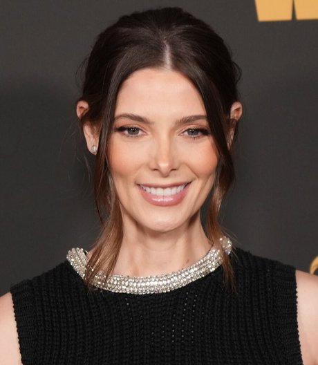 Ashley Greene model image