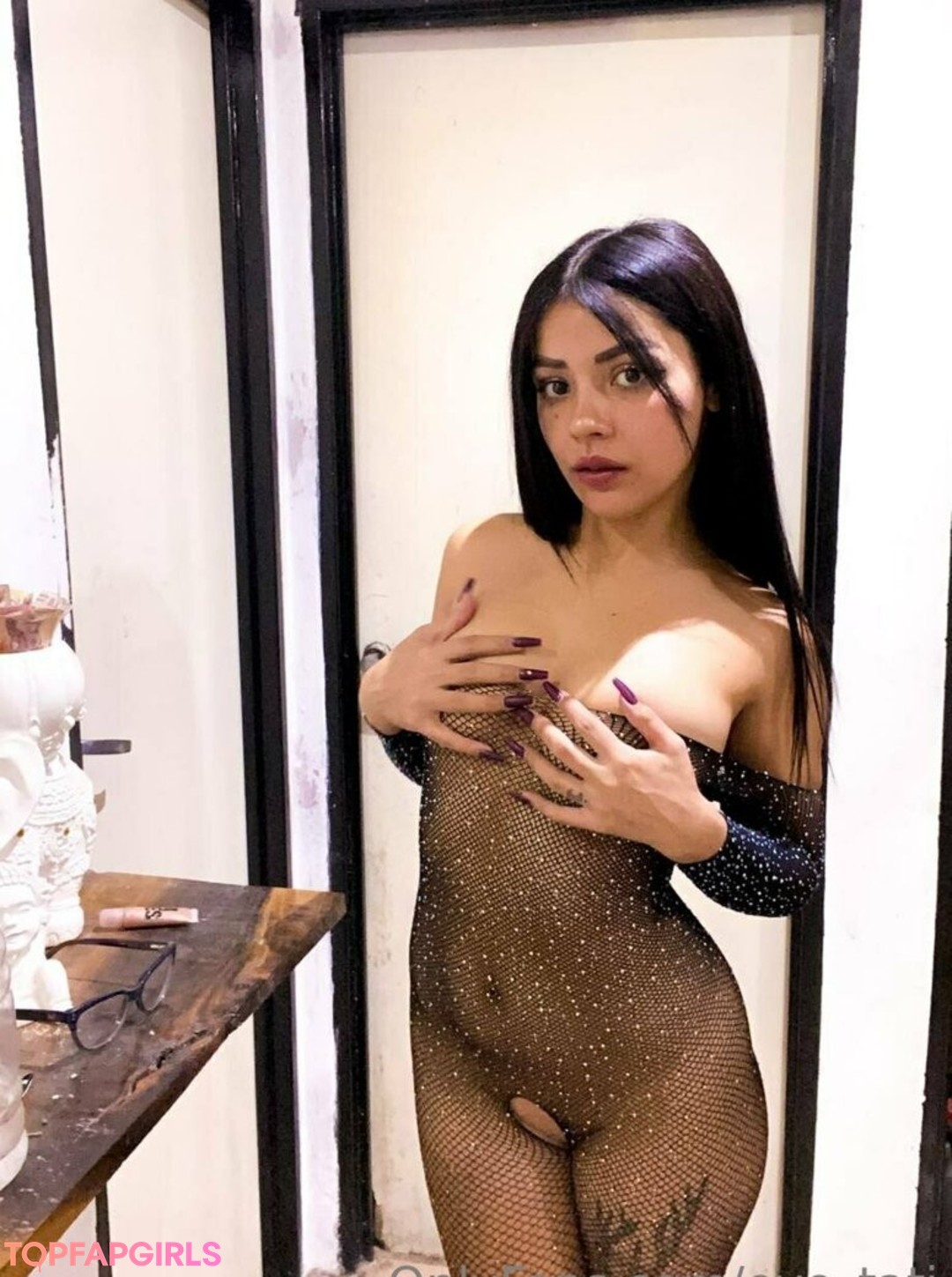 eve tati adult model photo
