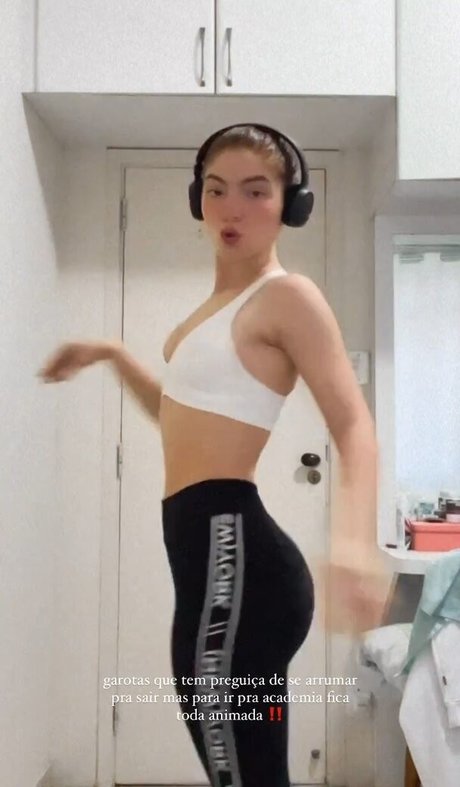 Duda Matte model free picture