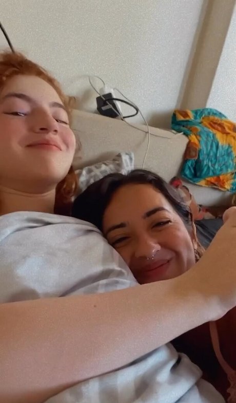 Duda Matte star nude photo