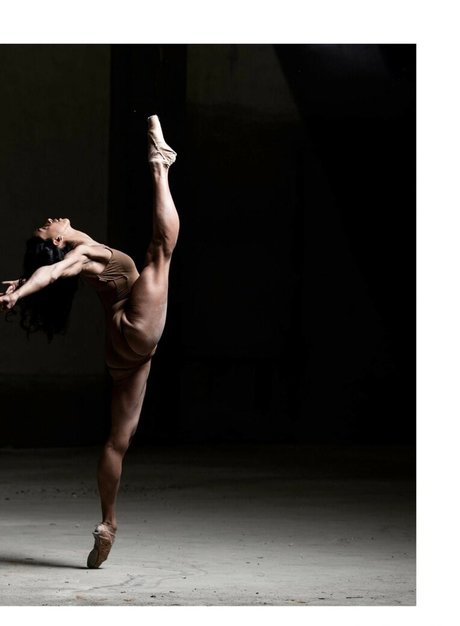 Laetitia Bouffard Roupe pornstar perfect picture