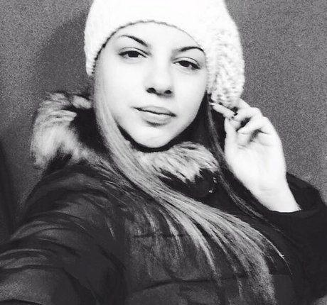 Roberta Ptru beautiful pornstar img