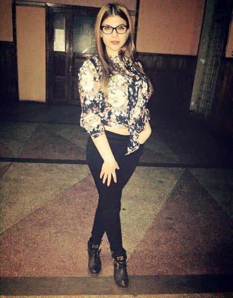 Roberta Ptru star hd picture