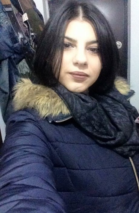 Roberta Ptru star exclusive pictures