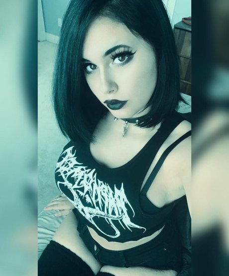 mariana labruja star high quality pics