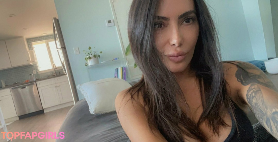lelastarfree model sexy galleries