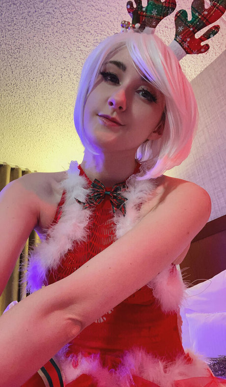 Mangoloo Cosplay exclusive star picture